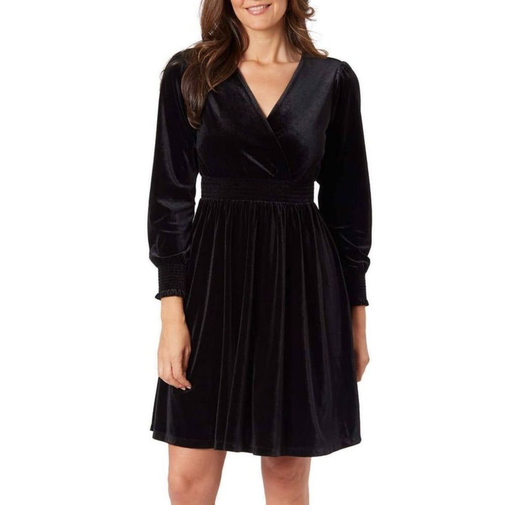 Briggs NWT Long Sleeve Black Velvet Dress. Size:L